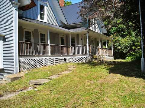 12 A-B North Avenue, Orleans, VT 05860