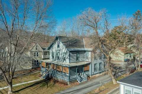 105 Elm Street, Manchester, VT 05255