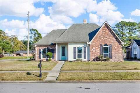 1905 HUNTERS TRAIL Drive, Baton Rouge, LA 70816