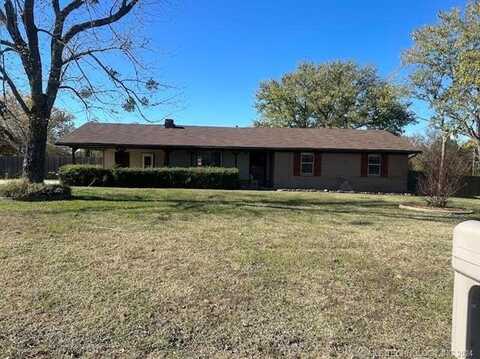 9986 County Road 1542, Ada, OK 74820