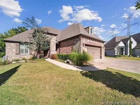 13703 S 28th Street, Bixby, OK 74008