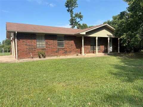 321 Capitol Street, Fort Gibson, OK 74434