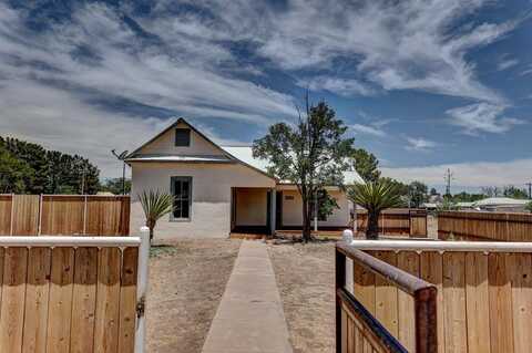 301 E Ave B, Alpine, TX 79830