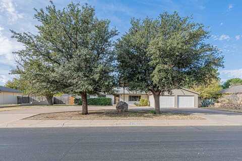 2605 Whitney Dr, Midland, TX 79705