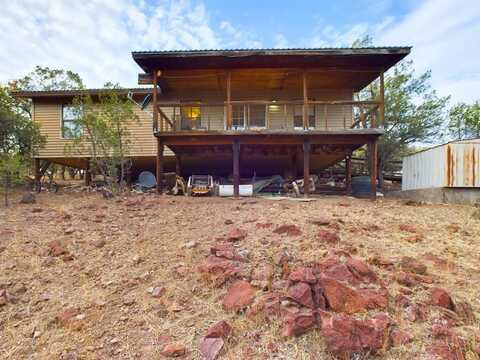 305 Tomahawk Trail, Fort Davis, TX 79734