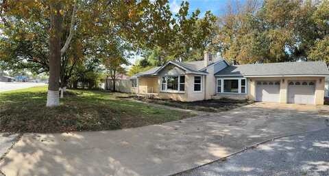 1011 N Broadway Street, Marlow, OK 73055