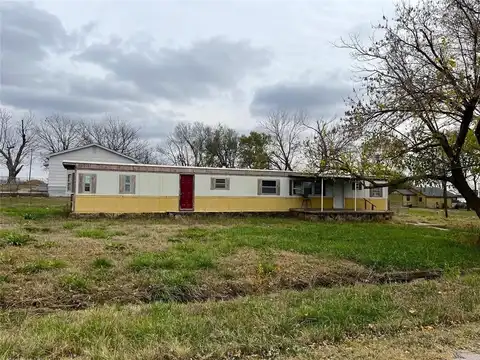 924 W 5th Street, Stroud, OK 74079