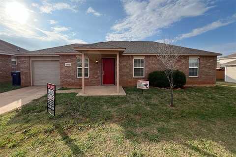 6113 Courtyards Court, Oklahoma City, OK 73149