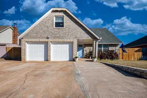 616 S Avery Drive, Moore, OK 73160