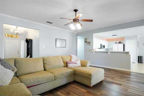 527 Lone Star Street, Joshua, TX 76058