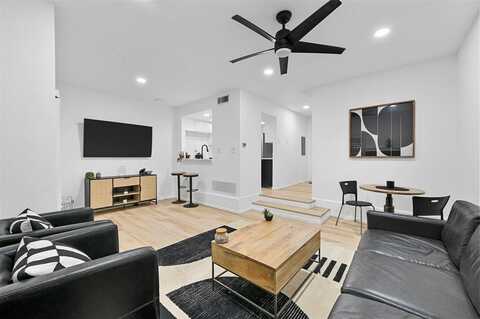 3635 Garden Brook Drive, Farmers Branch, TX 75234