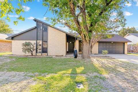 3821 Wrentham Drive, Arlington, TX 76016