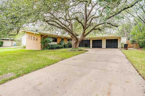 3504 Wedgway Drive, Fort Worth, TX 76133