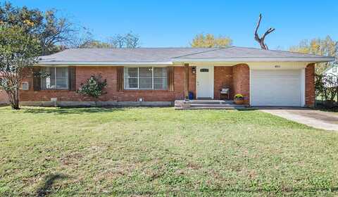 106 College Street, Joshua, TX 76058