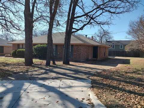 7523 Windhaven Road, North Richland Hills, TX 76182