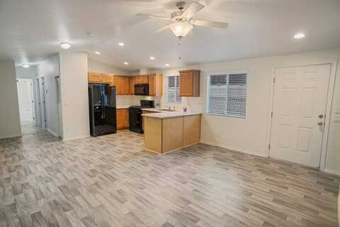 23500 The Old Road, Newhall, CA 91321