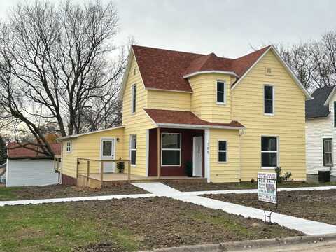 105 E 5th Street, Villisca, IA 50864