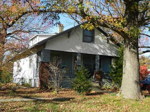 511 SE 4th St, Fairfield, IL 62837