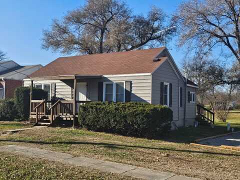 707 N Davis St, Hamilton, MO 64644