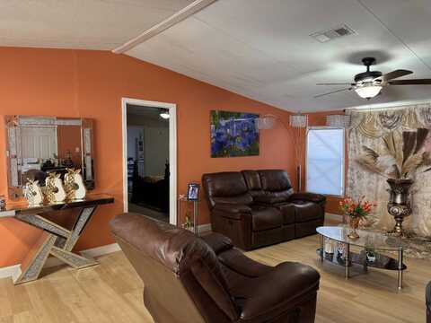 119 SANDY AVE., Tampa, FL 33615