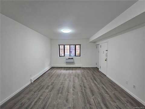 58-61 44th Avenue, Queens, NY 11377