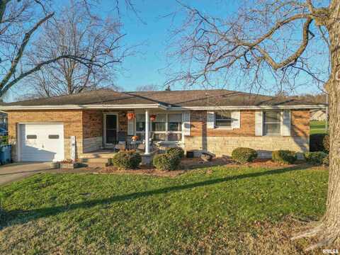 302 Red Row, Marion, IL 62959