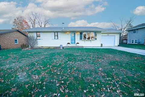 38 RAINBOW Drive, Pekin, IL 61554