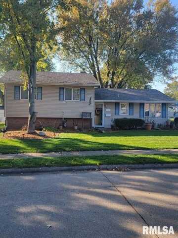 3716 PACIFIC Street, Davenport, IA 52806