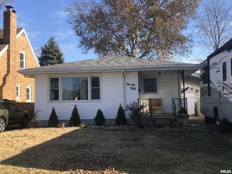 2050 N 6TH Street, Springfield, IL 61702