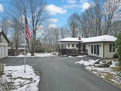 2595 Lake Ariel Highway, Honesdale, PA 18431