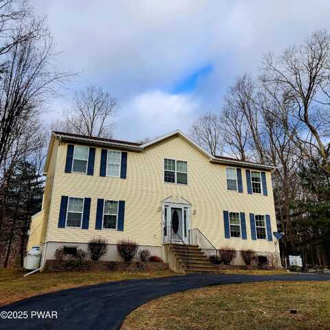 112 Cottonwood Court, Milford, PA 18337