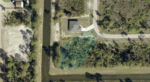 1030 Fayette Ave, Lehigh Acres, FL 33974