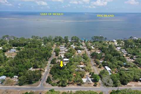 150 Florida St, Carrabelle, FL 32323