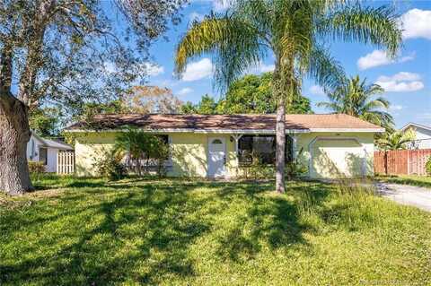 2367 SE Manor Avenue, Port Saint Lucie, FL 34952