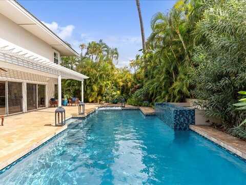 210 E Panana Pl, Kihei, HI 96753
