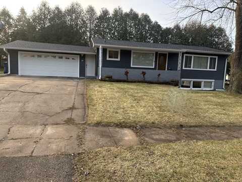 75 GROVE Street, CLINTONVILLE, WI 54929