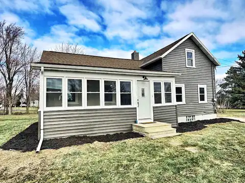 141 BAAKE Street, HORTONVILLE, WI 54944