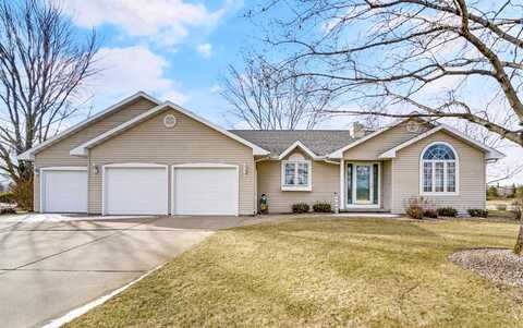 1500 FOXFIRE Court, WAUPACA, WI 54981