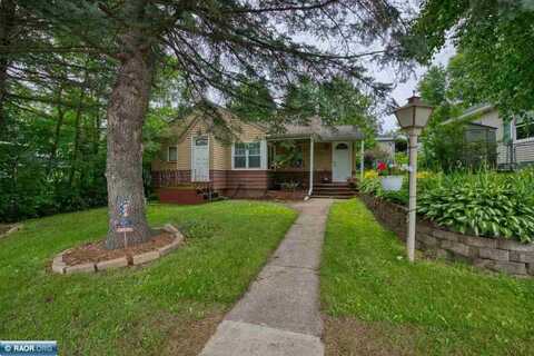 818 Douglas Ave, Eveleth, MN 55734