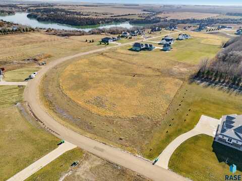 27213 Cedar Ridge Ct, Harrisburg, SD 57032