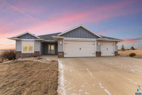 48286 Arrowhead Cir, Canton, SD 57013