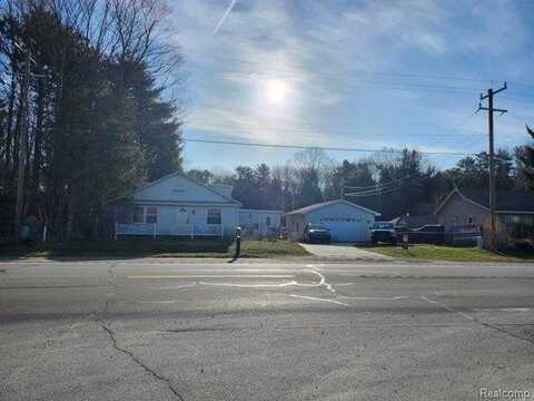 3303 LAKESHORE Road, Lexington, MI 48450