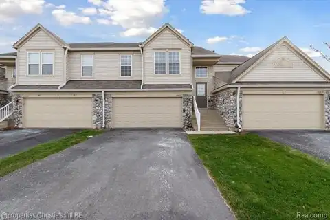 26637 KIRKWAY Circle, Woodhaven, MI 48183