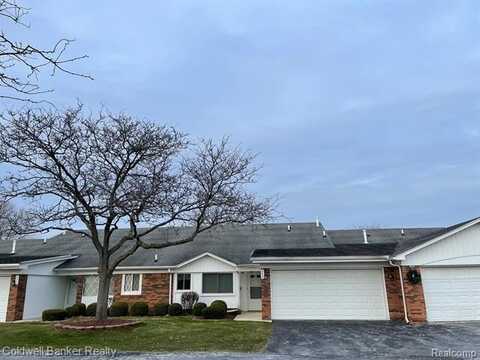 760 COUNTRY CLUB Drive, Saint Clair Shores, MI 48082