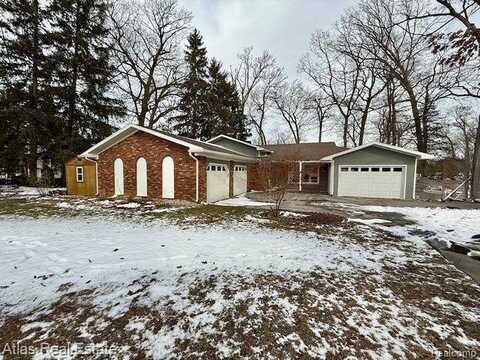 9471 RIDGE Road, Goodrich, MI 48438