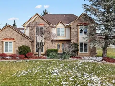 21946 DALEVIEW Drive, Novi, MI 48374