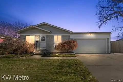 27096 BARRINGTON Street, Madison Heights, MI 48071