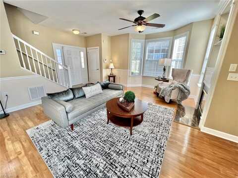 3933 Peyton Way, Virginia Beach, VA 23456