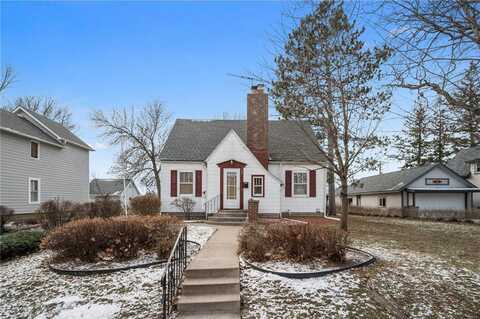 107 Vine Street S, Mora, MN 55051