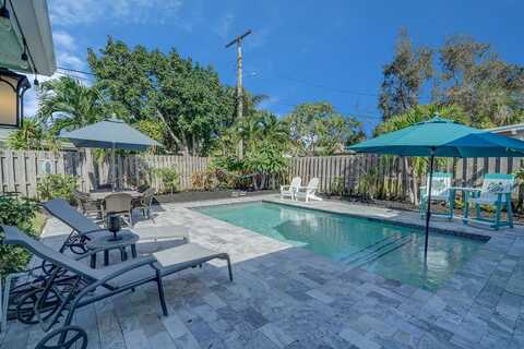 301 Enfield Road, Delray Beach, FL 33444